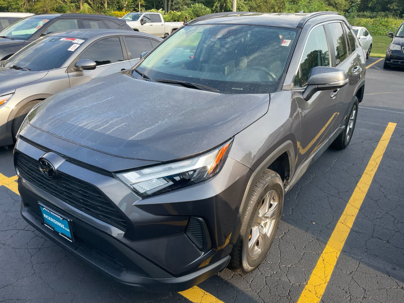 2025 Toyota RAV4 XLE — photo 1 of 9