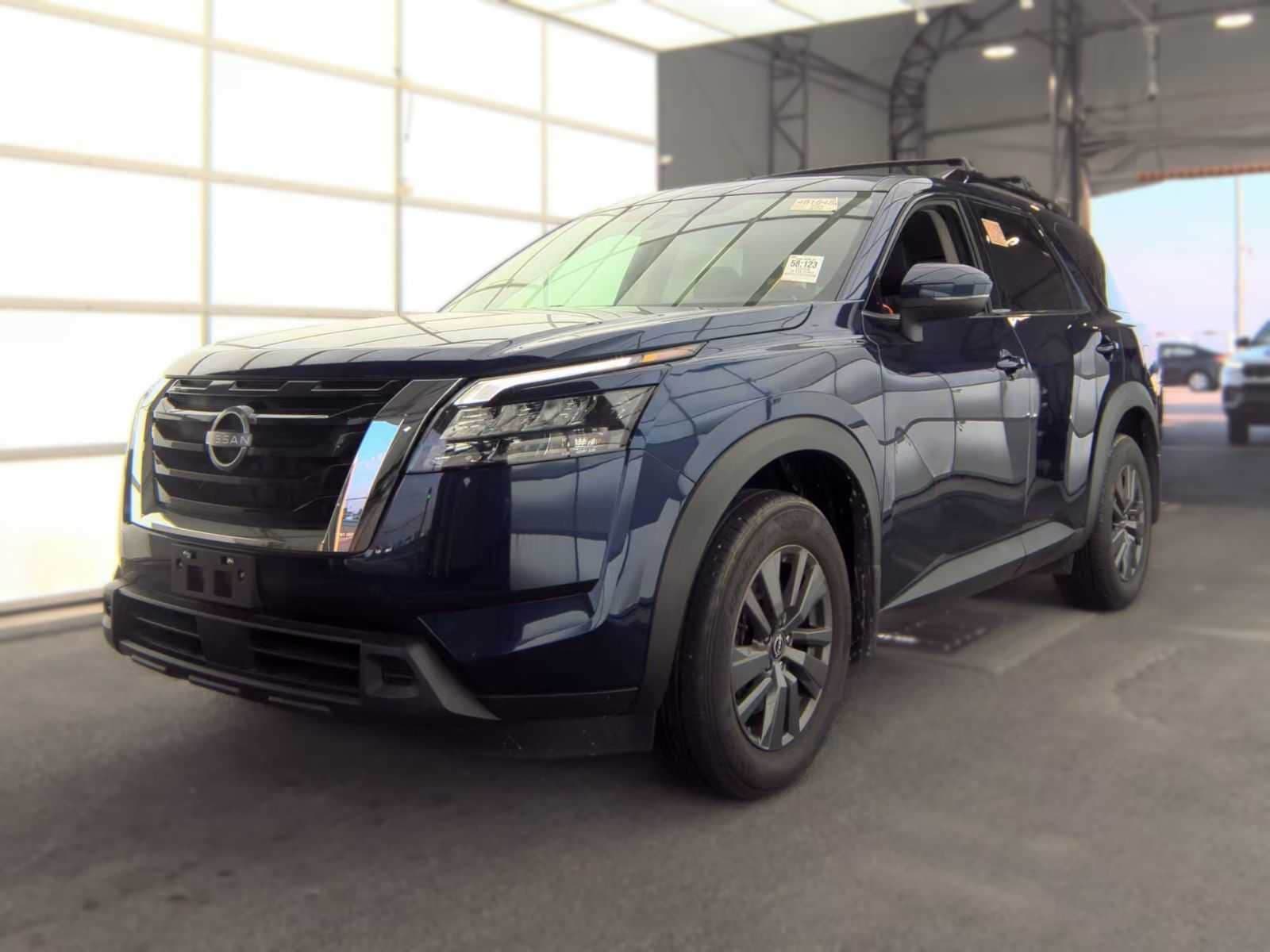 2023 Nissan Pathfinder SV — photo 1 of 16
