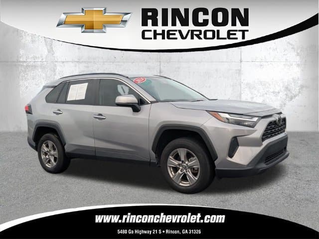 2024 Toyota RAV4 XLE — photo 1 of 26