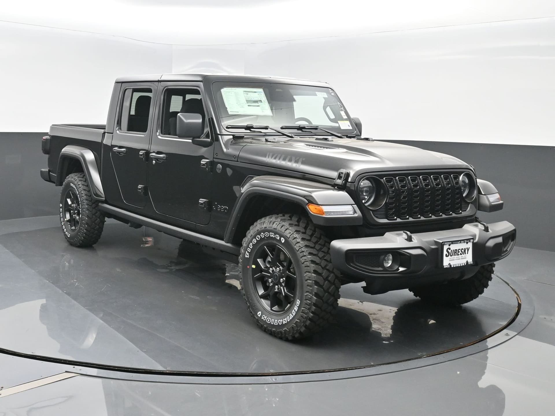 2027 Jeep Gladiator Willys — photo 1 of 49