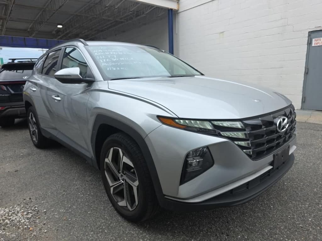2024 Hyundai Tucson SEL — photo 1 of 19