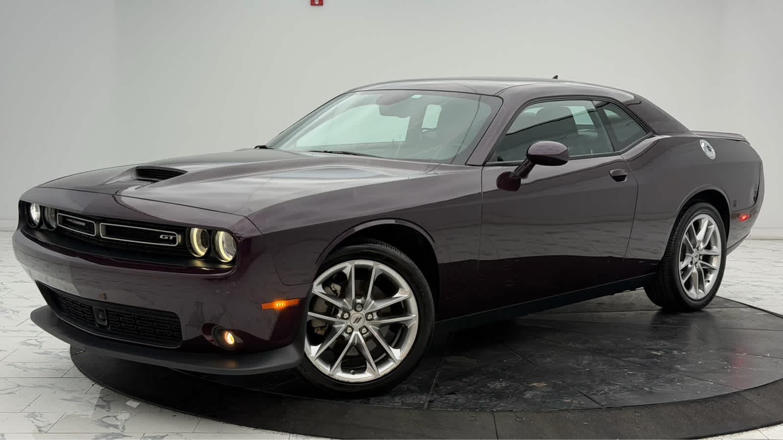 2022 Dodge Challenger Base — photo 1 of 42