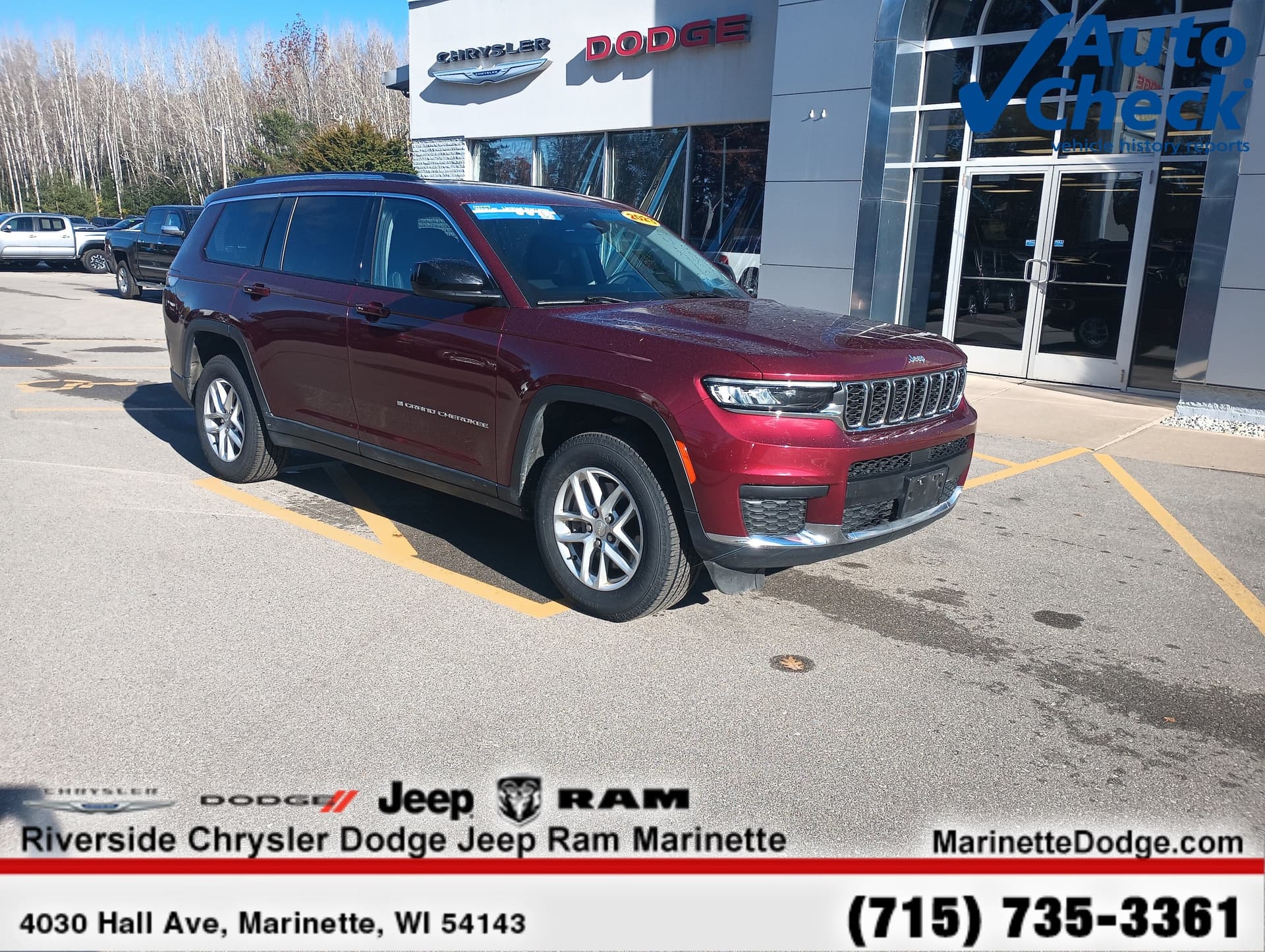 2023 Jeep Grand Cherokee Laredo — photo 1 of 27