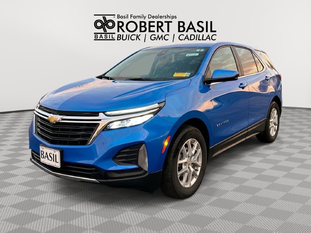 2024 Chevrolet Equinox LT — photo 1 of 13