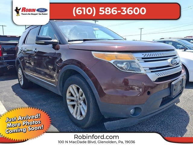 2011 Ford Explorer XLT — photo 1 of 10