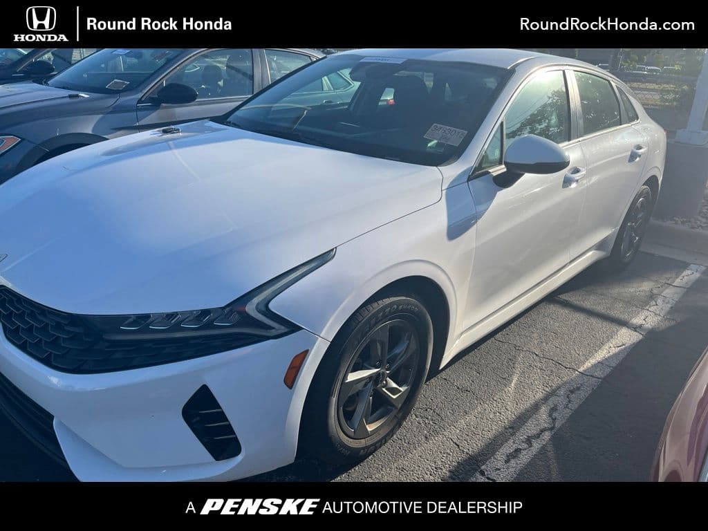 2022 Kia K5 LXS — photo 1 of 4