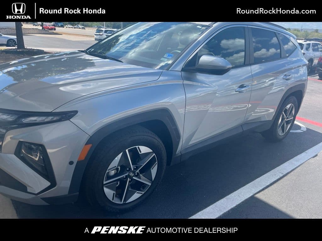 2025 Hyundai Tucson SEL — photo 1 of 5