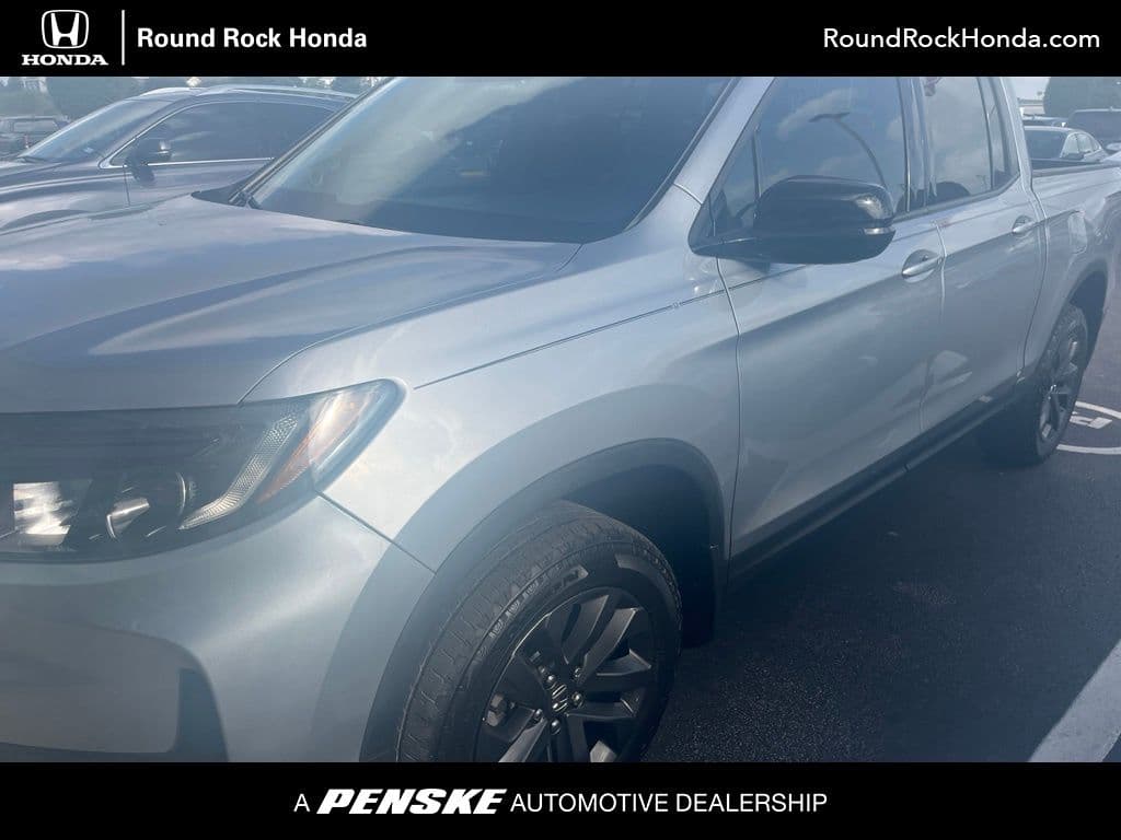 2023 Honda Ridgeline Sport — photo 1 of 4