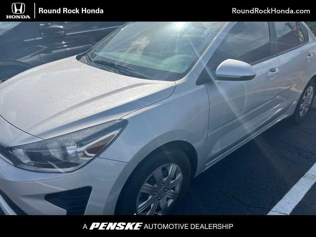 2023 Kia Rio S — photo 1 of 4