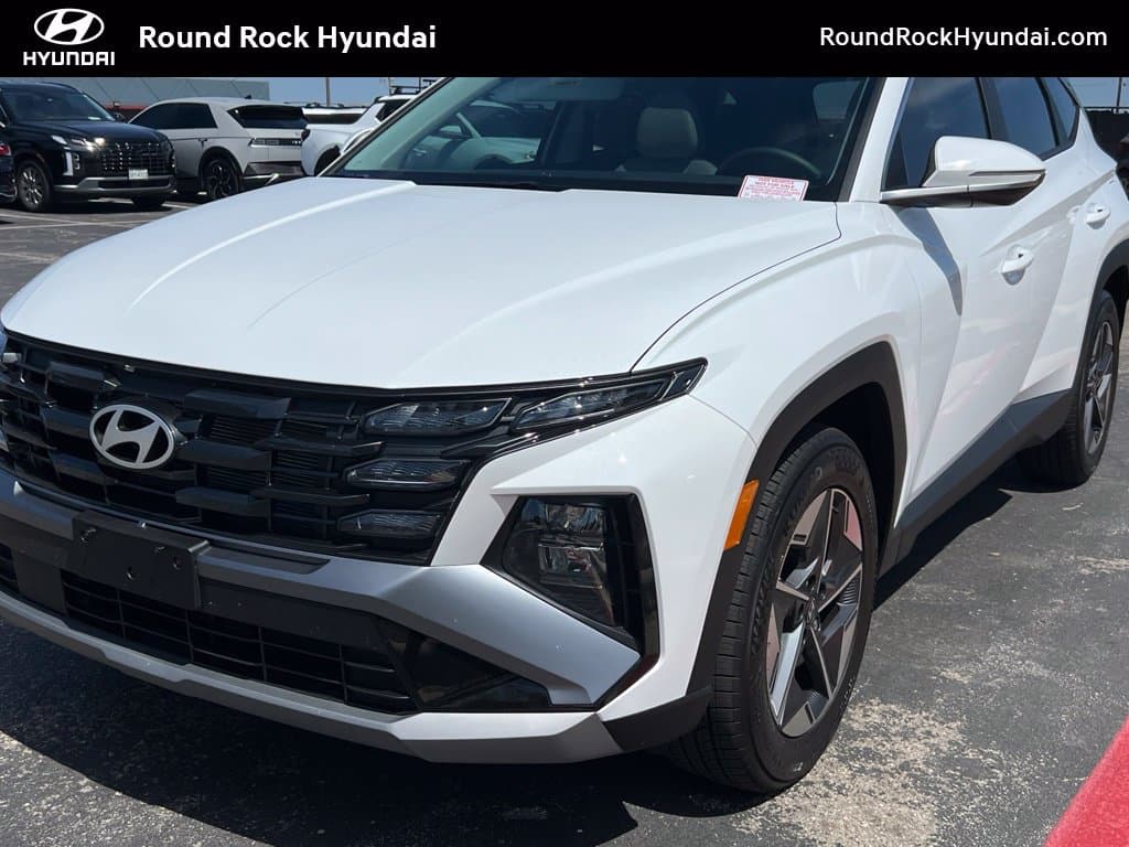2026 Hyundai Tucson SEL Premium — photo 1 of 9