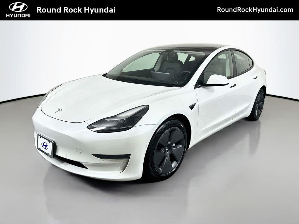 2021 Tesla Model 3 Standard Range Plus — photo 1 of 32