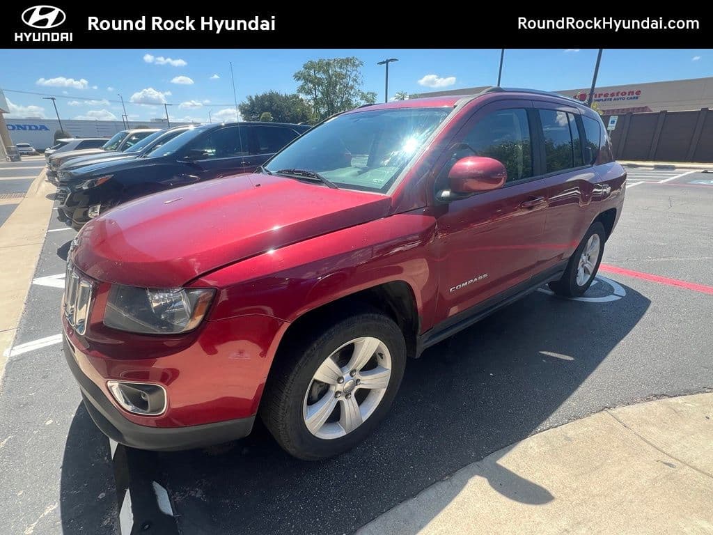 2015 Jeep Compass Latitude — photo 1 of 10