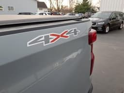 Extra Photo