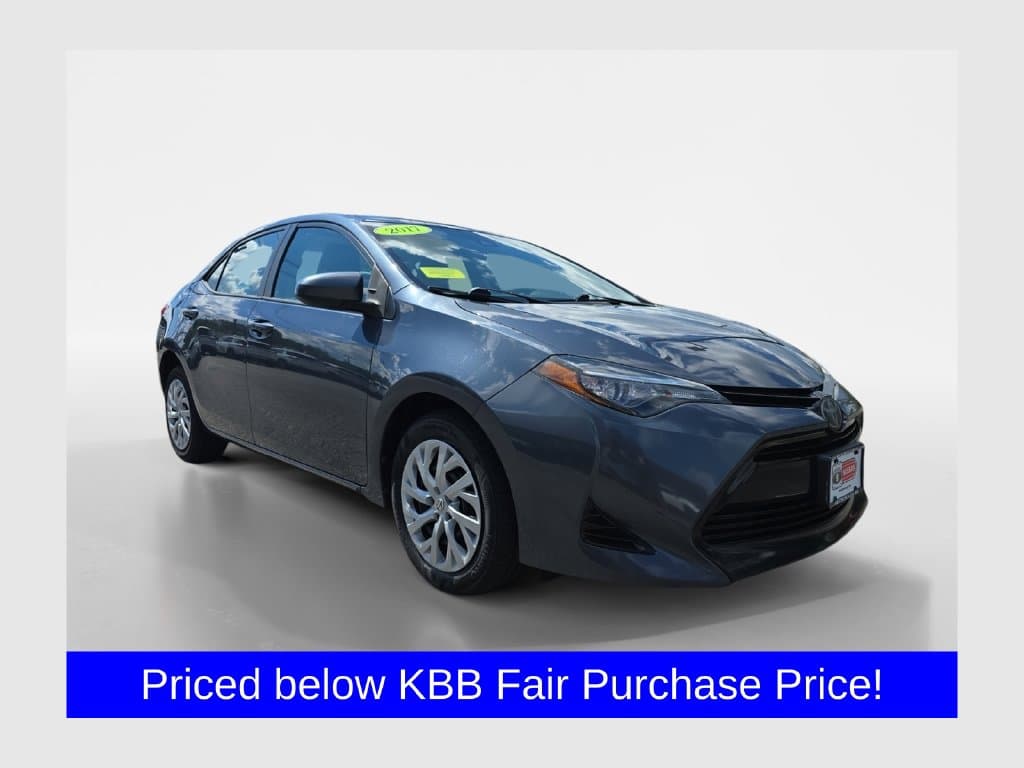 2017 Toyota Corolla LE — photo 1 of 34