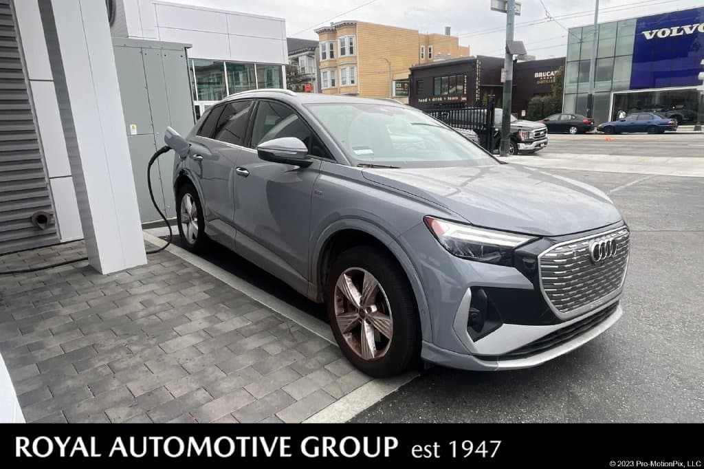 2023 Audi Q4 e-tron Premium Plus — photo 1 of 9
