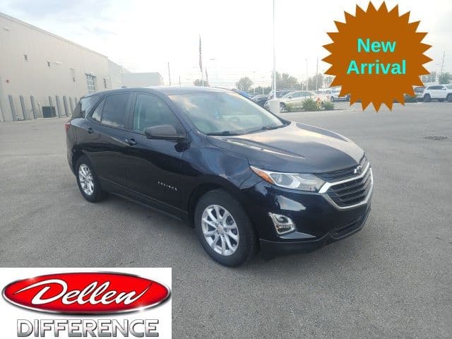 2021 Chevrolet Equinox LS — photo 1 of 16