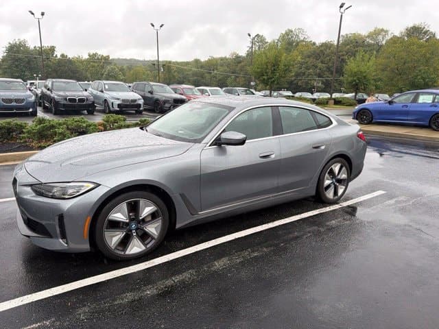 2024 BMW i4 xDrive40 — photo 1 of 3
