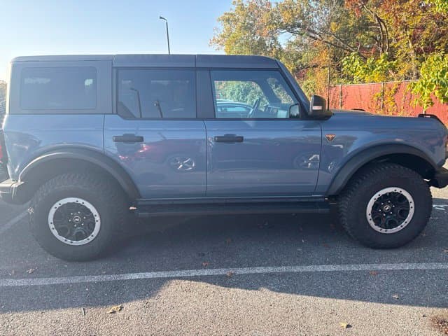 2024 Ford Bronco Badlands — photo 1 of 7