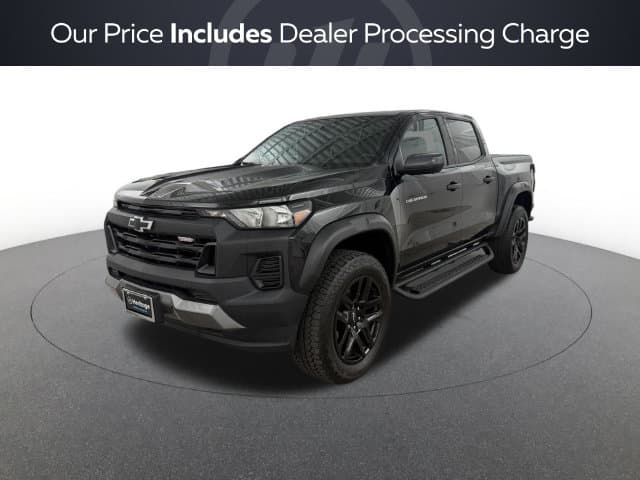 2025 Chevrolet Colorado 4WD Trail Boss — photo 1 of 22