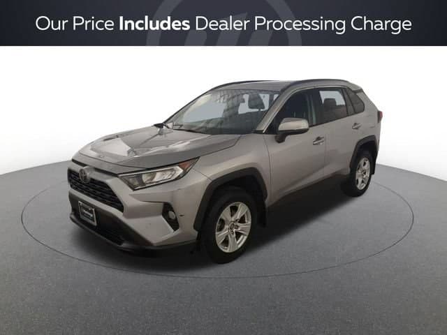 2019 Toyota RAV4 XLE — photo 1 of 24