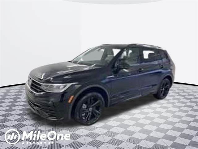 Foto de 2024 Volkswagen Tiguan 2.0T SE R-Line Black