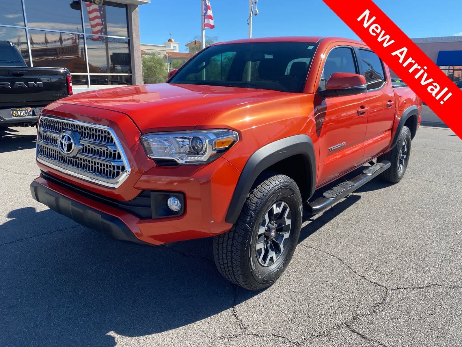 2016 Toyota Tacoma TRD Off Road — photo 1 of 16