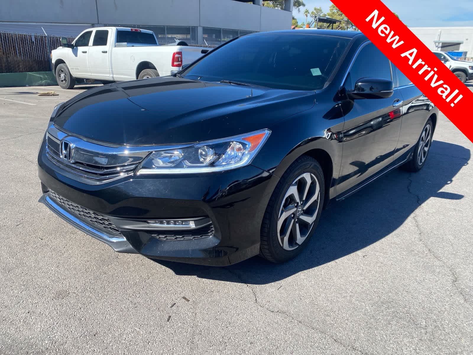 2017 Honda Accord Sedan EX-L — photo 1 of 16