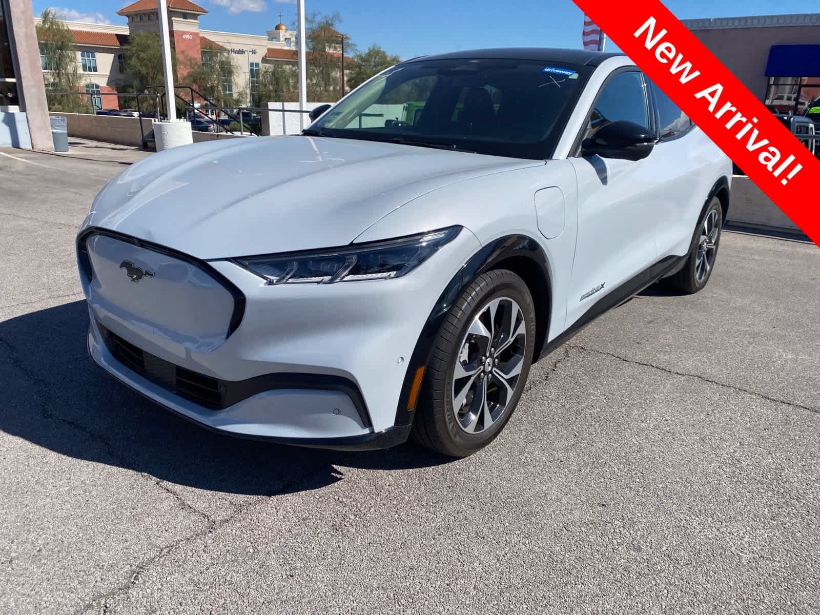 2021 Ford Mustang Mach-E Premium — photo 1 of 17