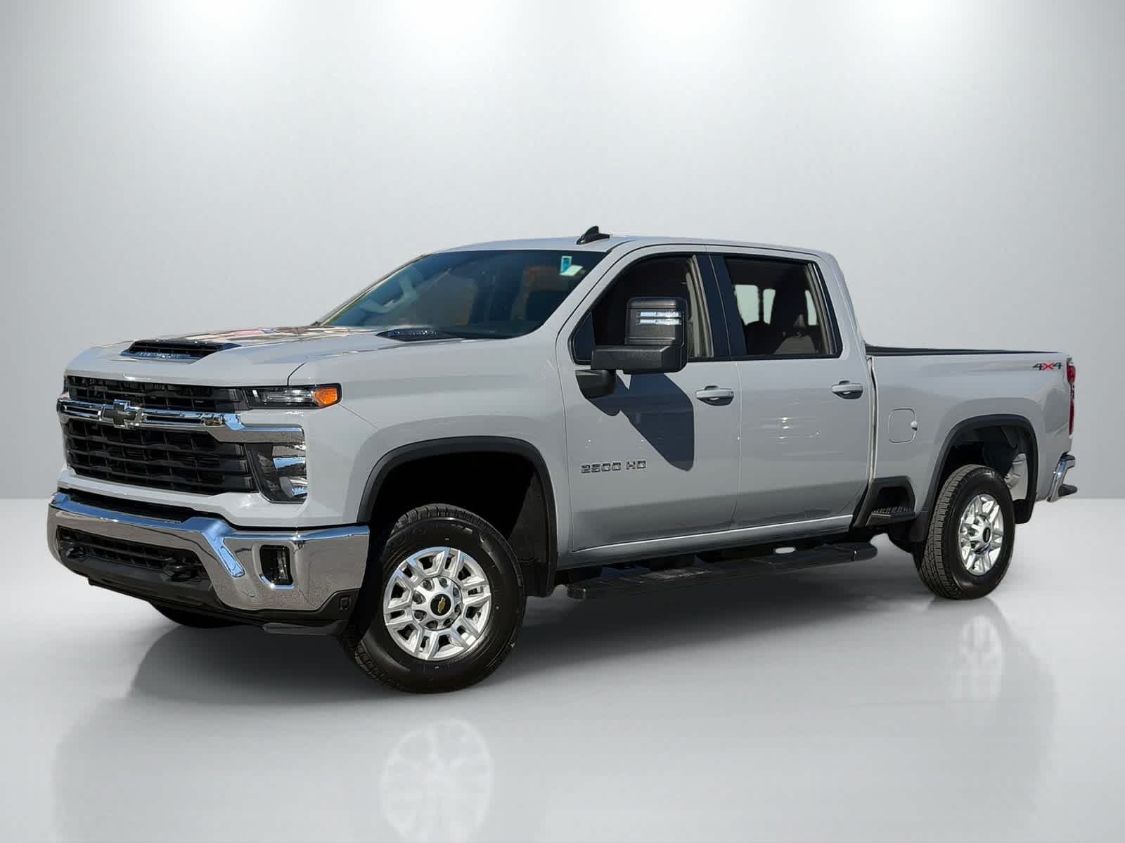 2024 Chevrolet Silverado 2500HD LT — photo 1 of 35