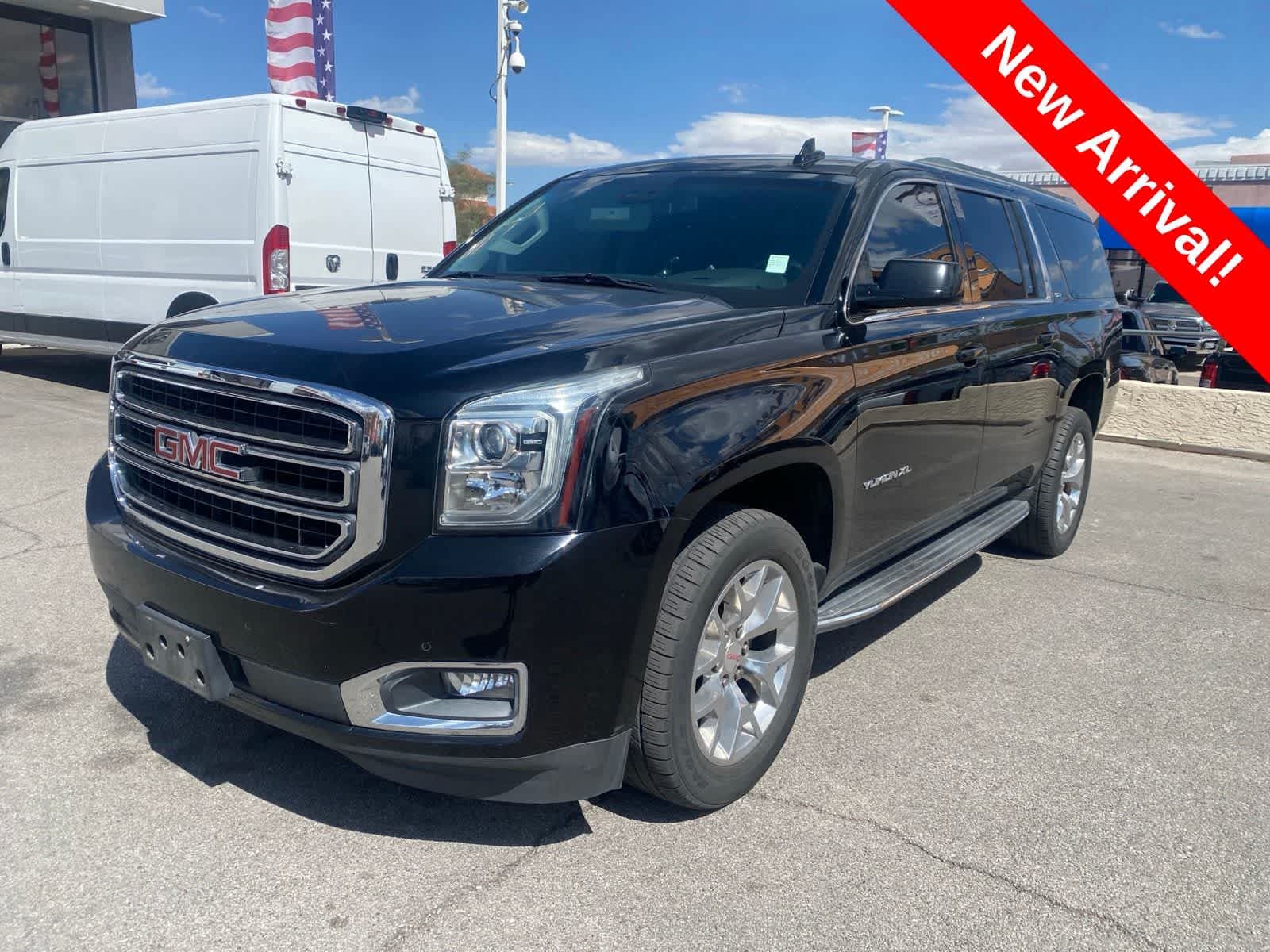 2018 GMC Yukon XL SLT — photo 1 of 16