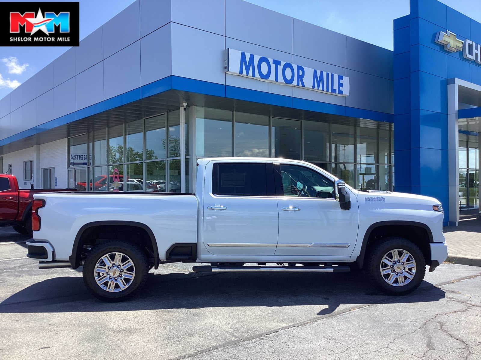 2026 Chevrolet Silverado 2500HD High Country — photo 1 of 37