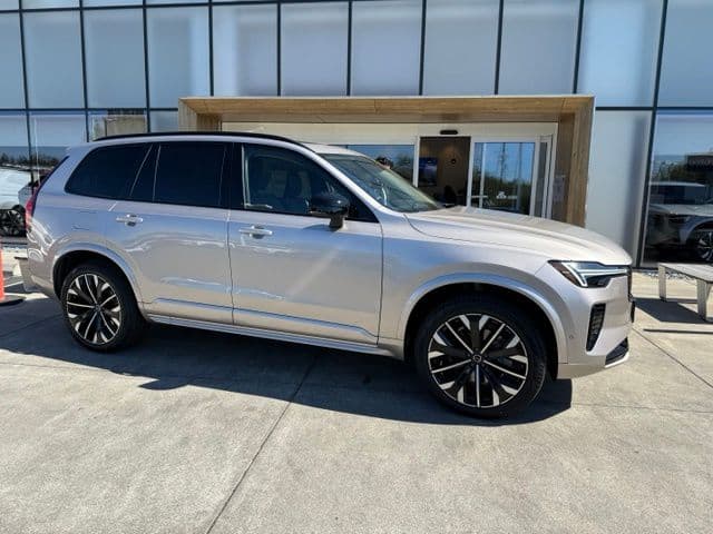 2027 Volvo XC90 Ultra — photo 1 of 3