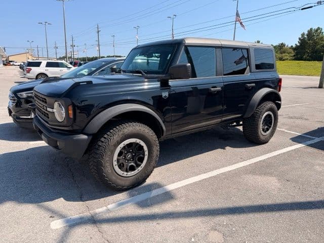 2022 Ford Bronco Big Bend — photo 1 of 10