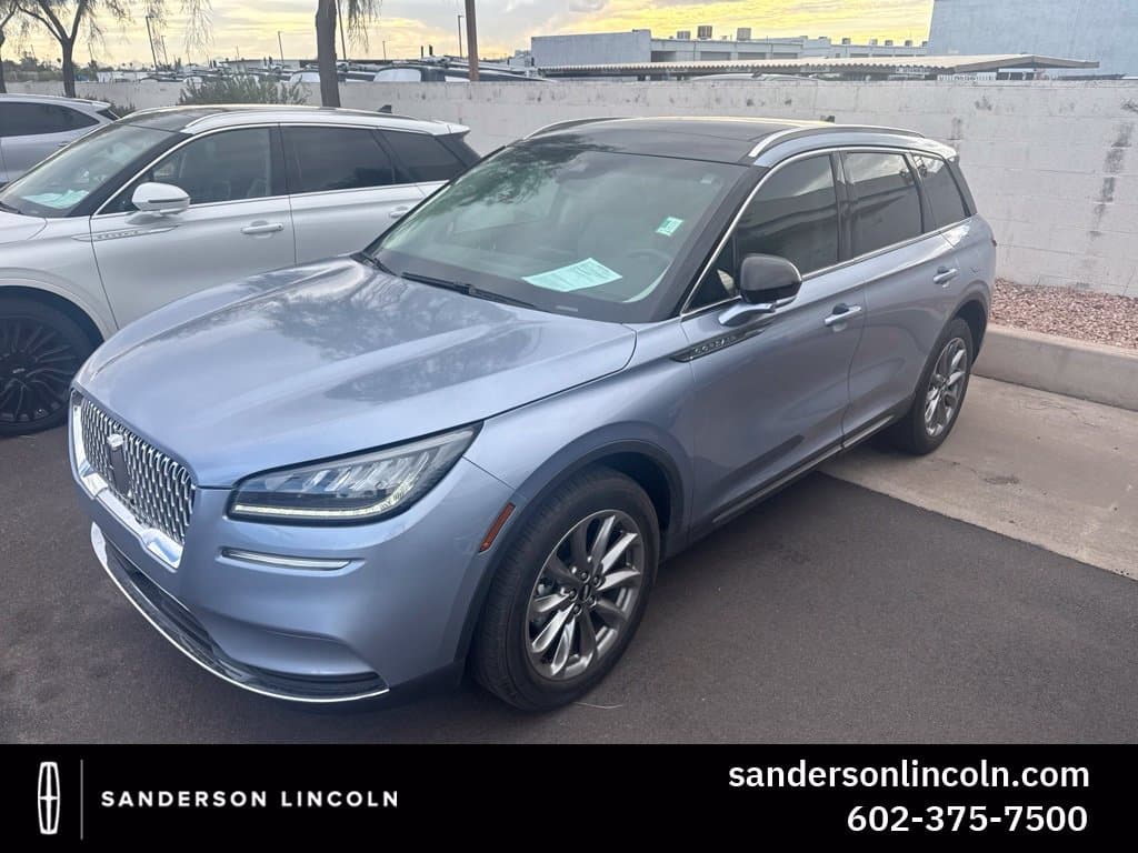 2022 Lincoln Corsair Standard — photo 1 of 2