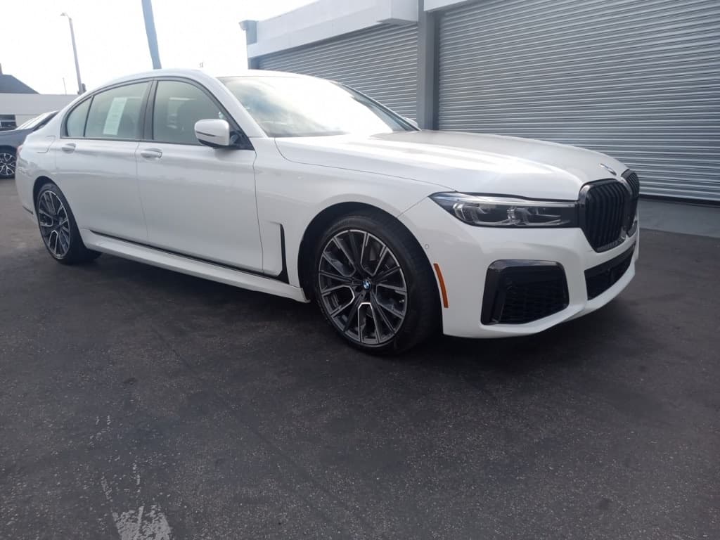 Foto de 2022 BMW 7 Series 750i xDrive