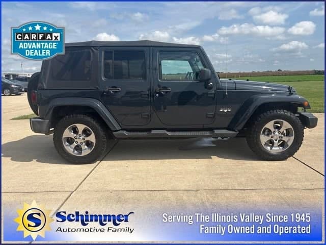 2016 Jeep Wrangler Unlimited Sahara — photo 1 of 34