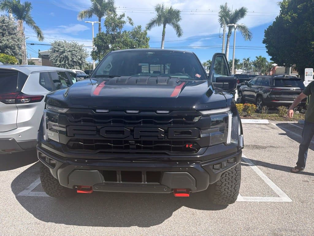 2026 Ford F-150 Raptor — photo 1 of 3