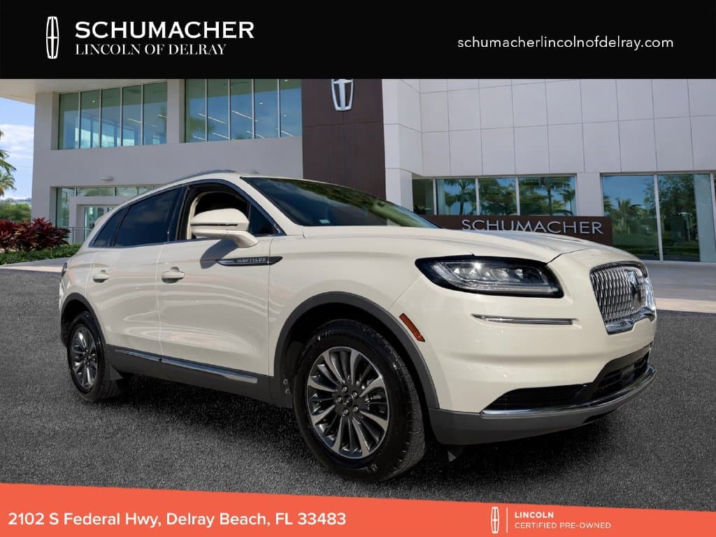 2023 Lincoln Nautilus Standard — photo 1 of 26