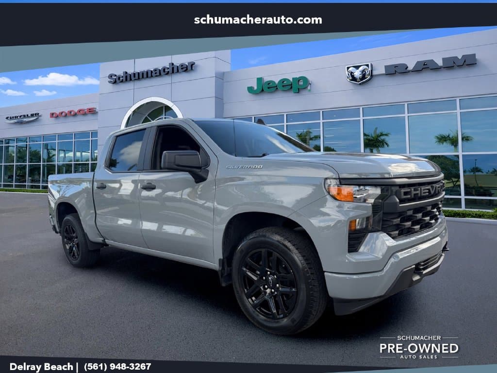 2024 Chevrolet Silverado 1500 Custom — photo 1 of 25