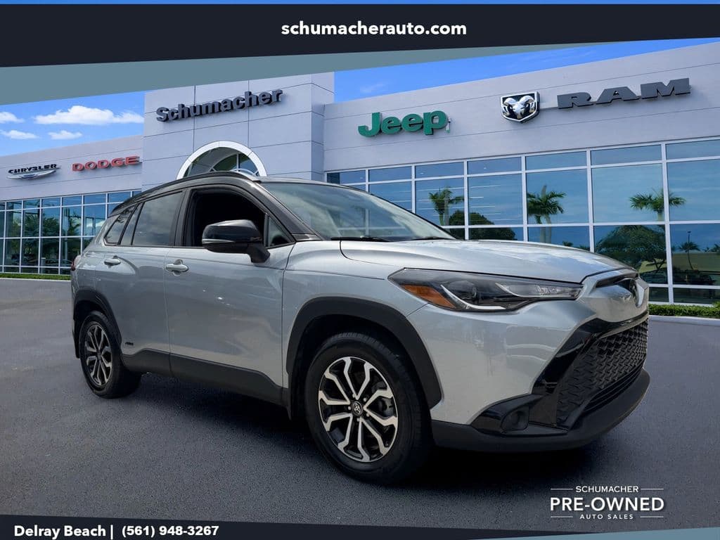 2024 Toyota Corolla Cross Hybrid SE — photo 1 of 25