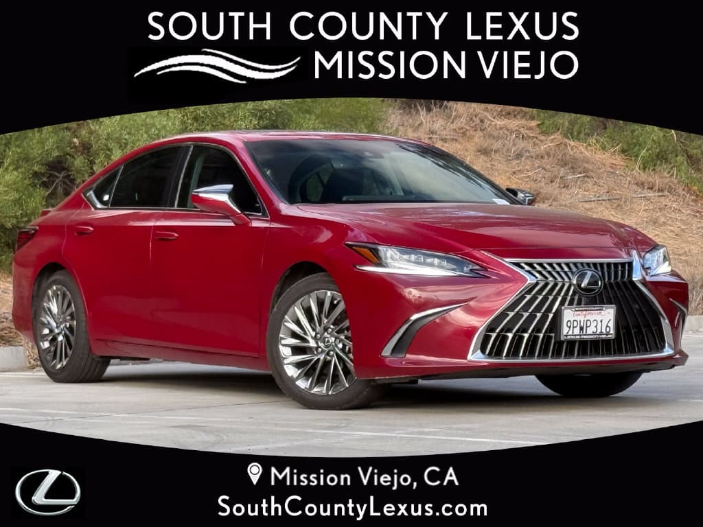 2025 Lexus ES ES 300h Luxury — photo 1 of 11