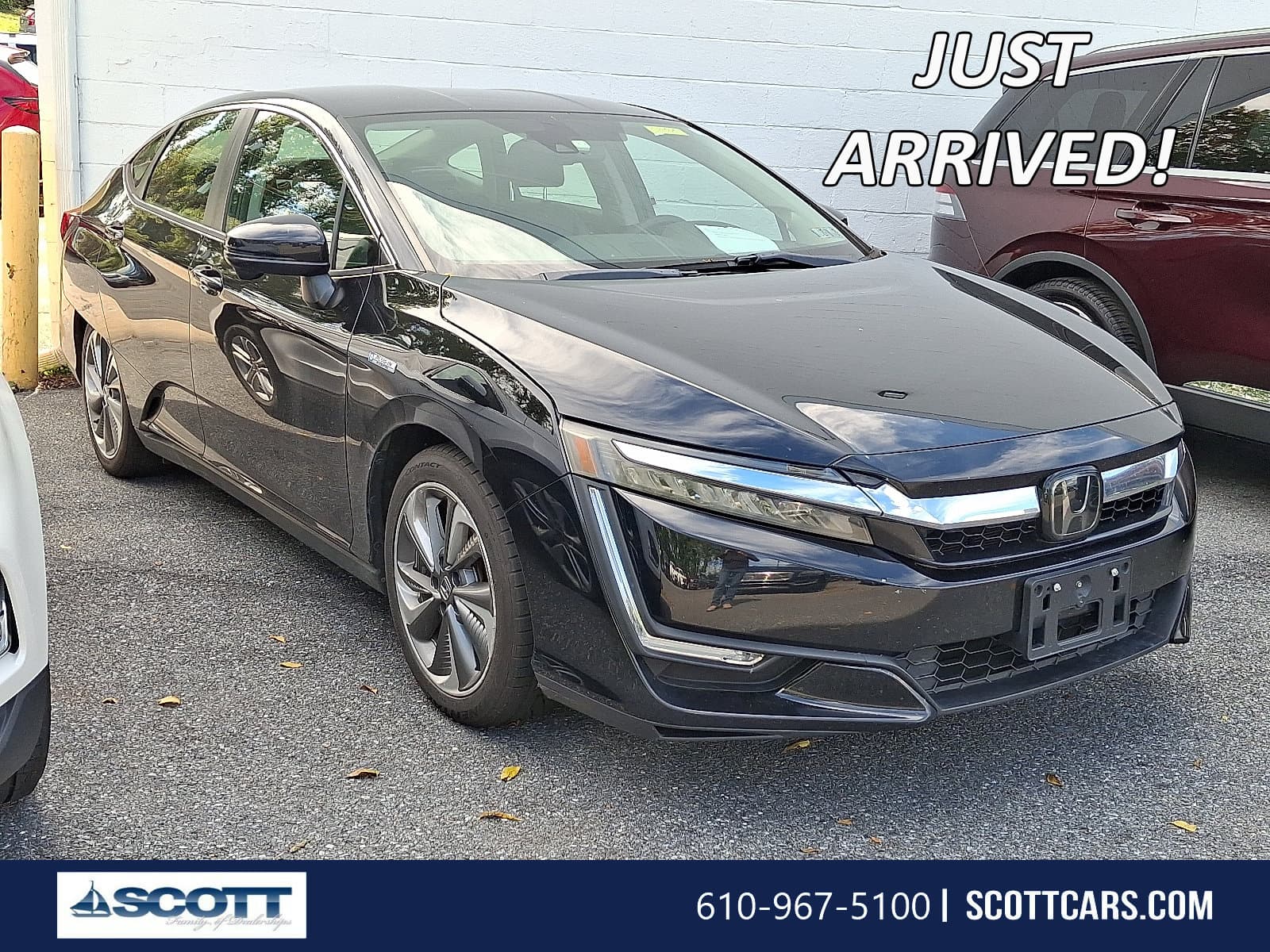 2018 Honda Clarity Plug-In Hybrid Base — photo 1 of 4