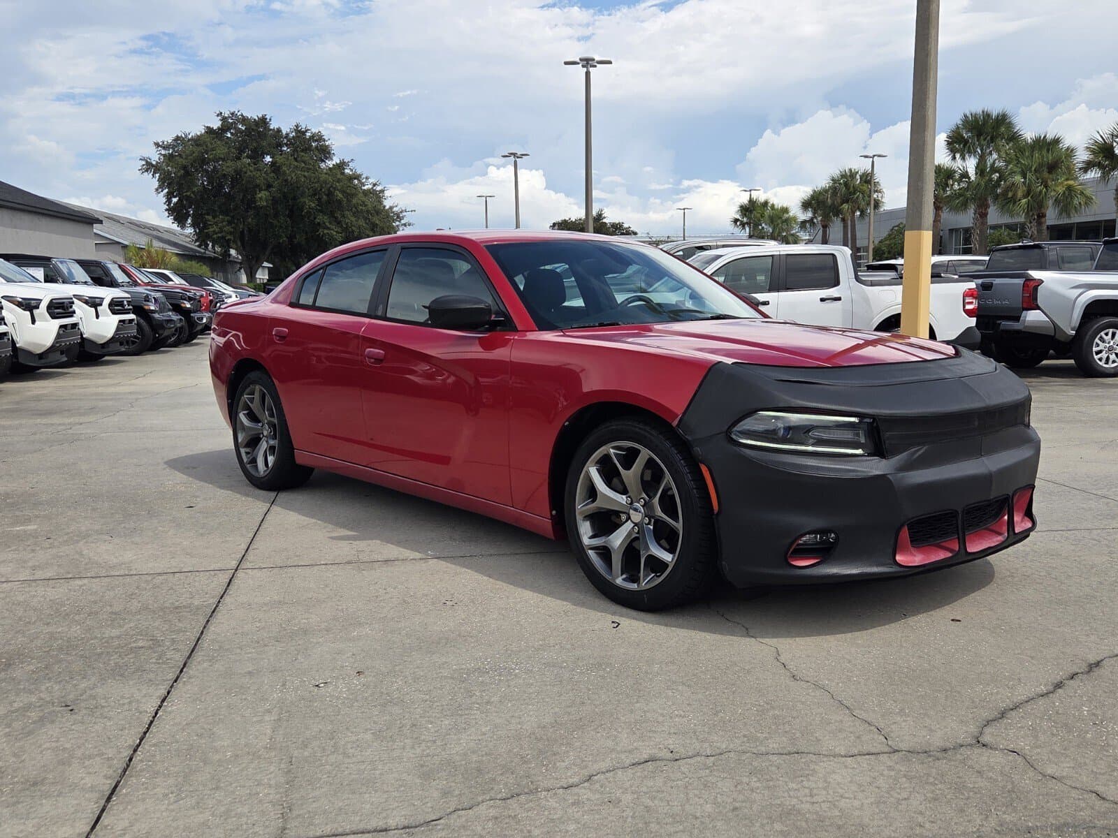 2016 Dodge Charger SXT — photo 1 of 27
