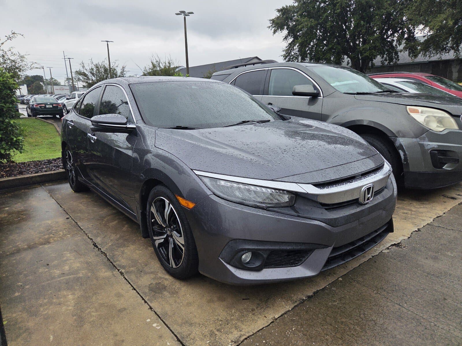 2016 Honda Civic Sedan Touring — photo 1 of 3