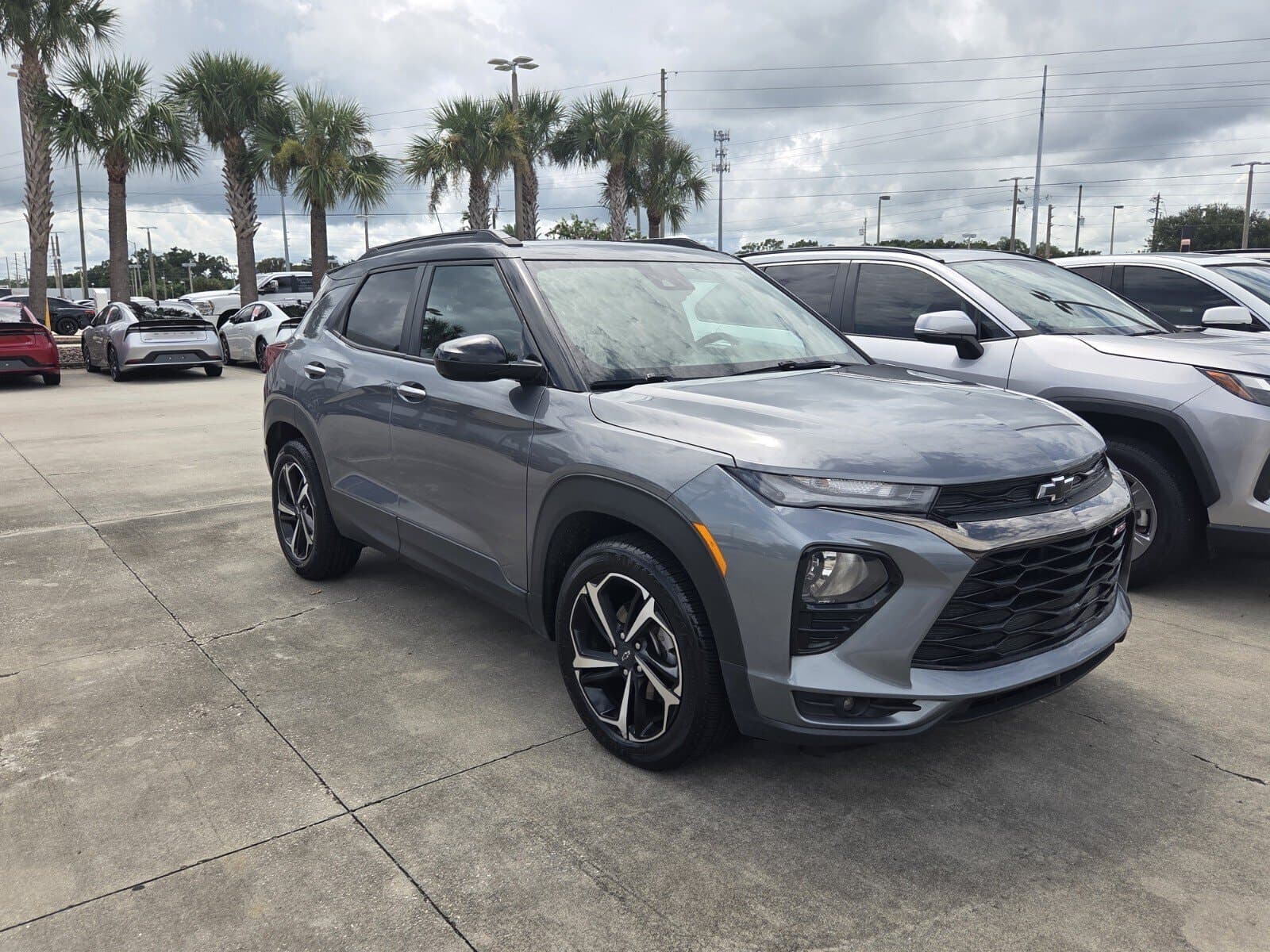 2022 Chevrolet Trailblazer RS — photo 1 of 3
