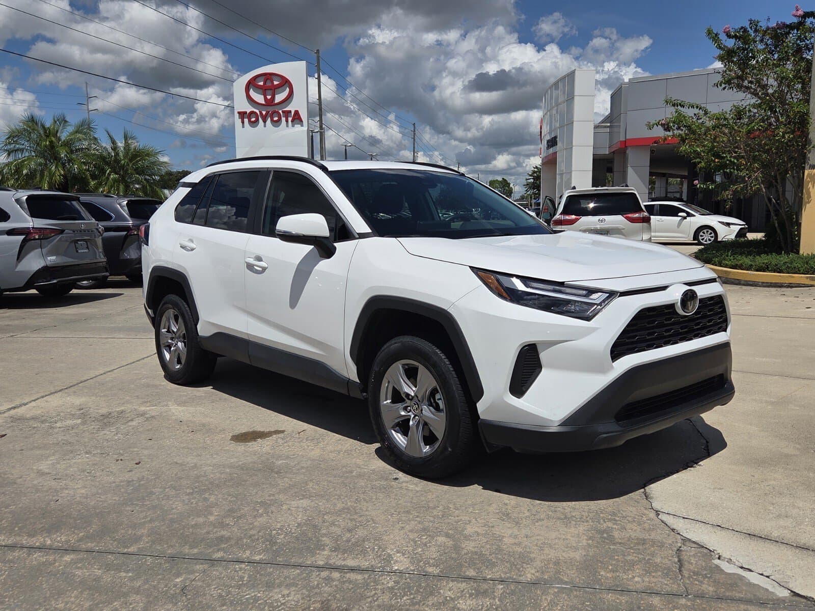 2023 Toyota RAV4 XLE — photo 1 of 27