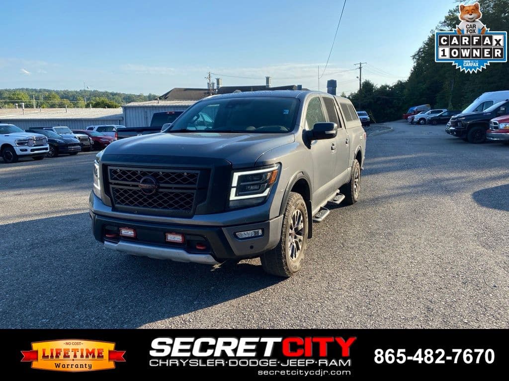 2023 Nissan Titan PRO-4X — photo 1 of 20