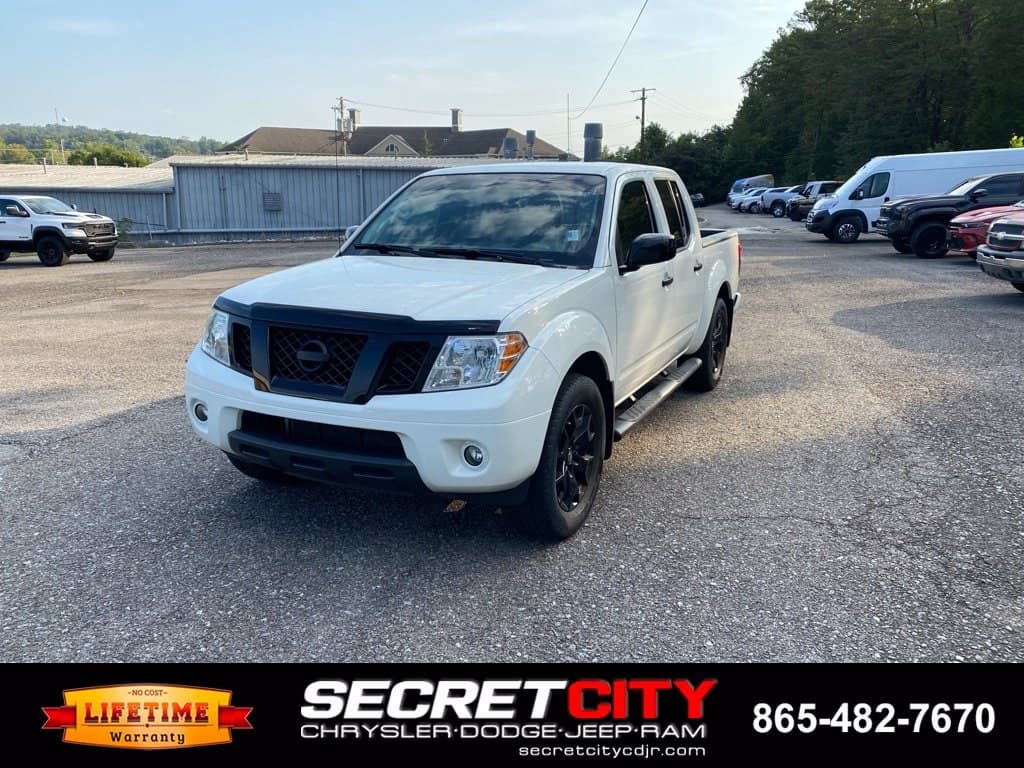 2021 Nissan Frontier SV — photo 1 of 20