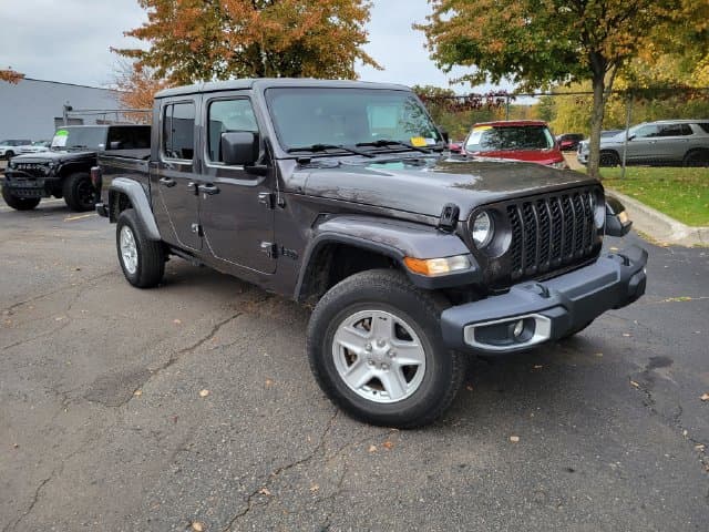 2020 Jeep Gladiator Sport — photo 1 of 10