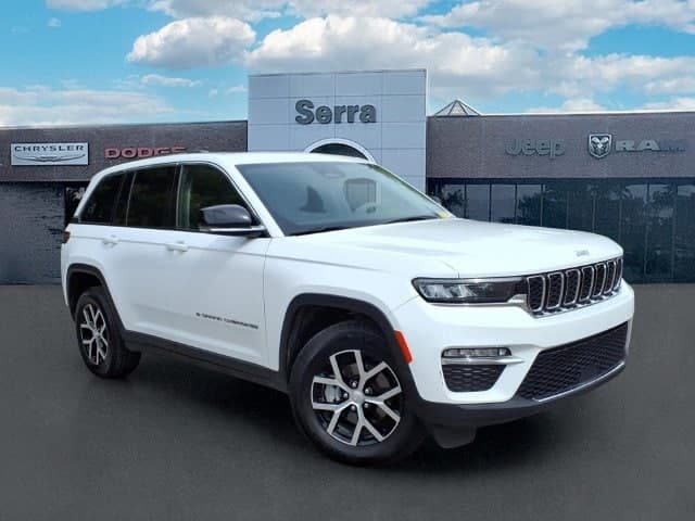 2023 Jeep Grand Cherokee Limited — photo 1 of 32